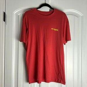 Columbia XL T-shirt